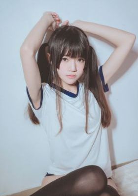 年轻善良的岳母